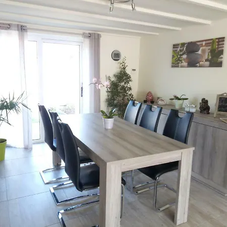Holiday House Close To The Beach